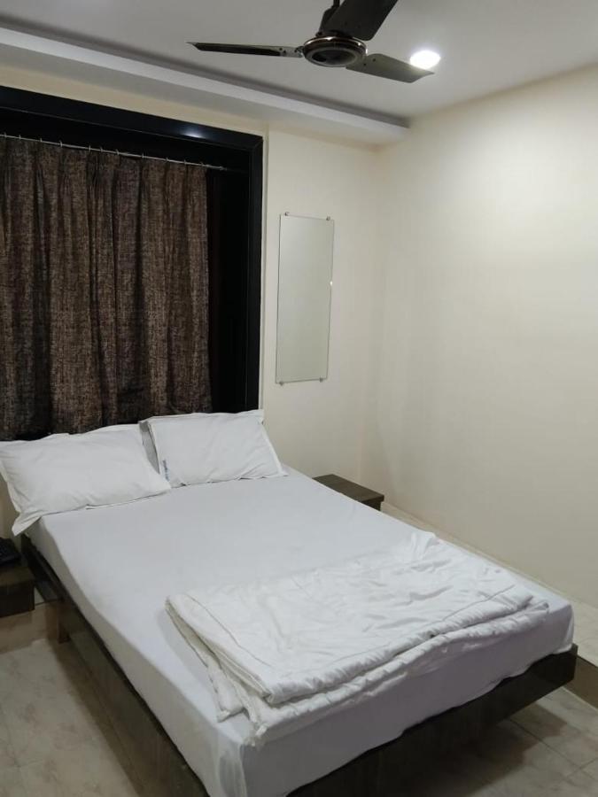 Sadguru Lodge Bombay Extérieur photo